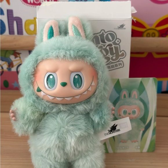 Labubu Big into Energy Serenity