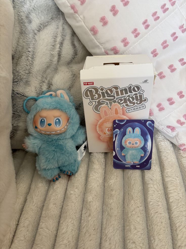 Labubu Big into Energy Hope